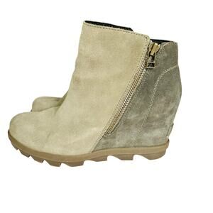 Sorel Joan of Arctic Sage Green Two Tone Suede Wedge Zip Ankle Boots Size 8